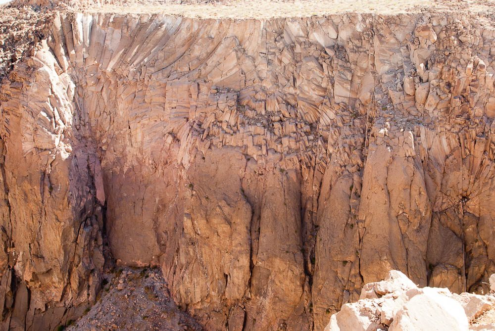 columnar jointing of the bishop tuff at owens river gorge