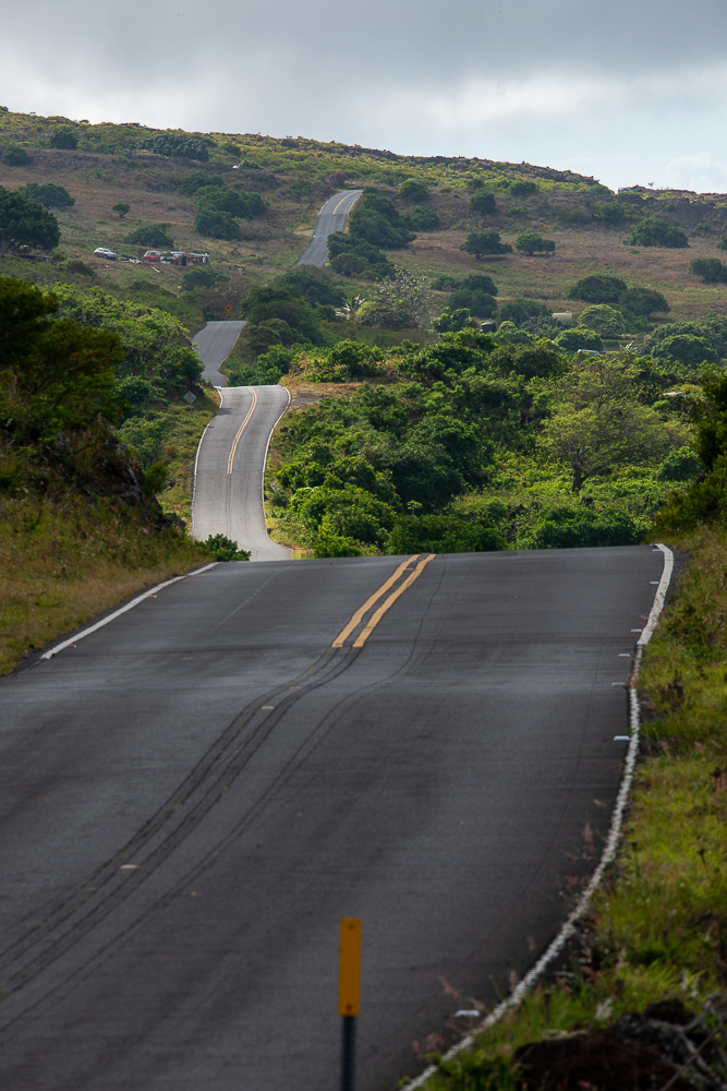 south west road on maui coastline towards Haleakalā national park