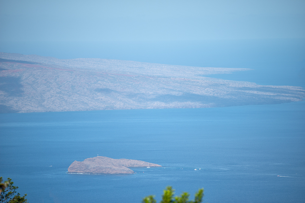 view of molokini crater and Kahoolawe island from east maui